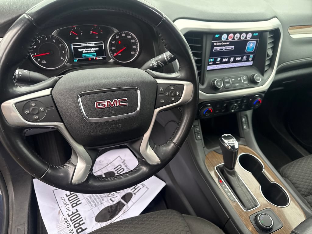 Used 2018 GMC Acadia SLE FWD image 17