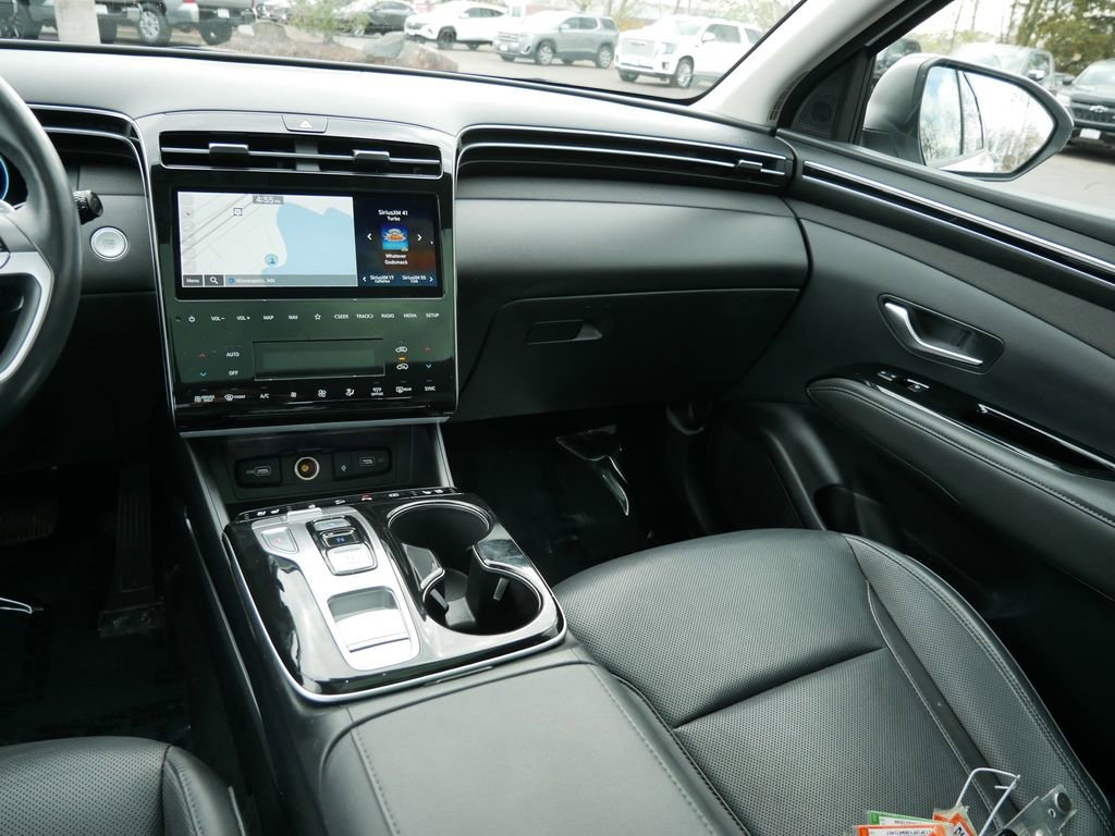 Used 2022 Hyundai Tucson Limited AWD/4WD image 14