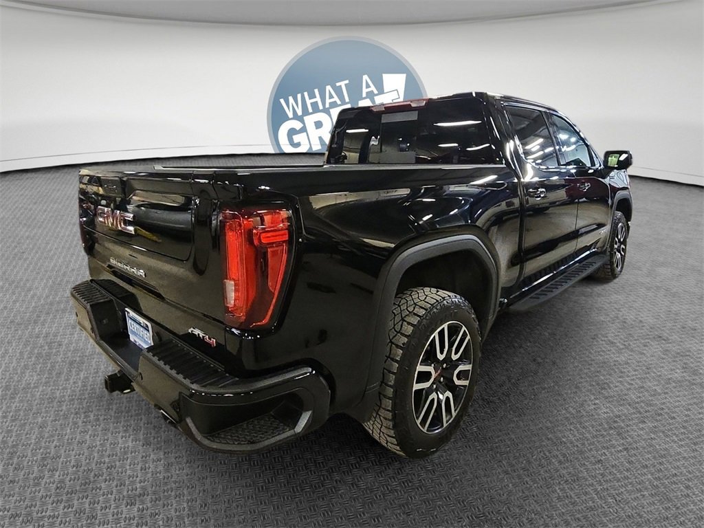 Certified 2022 GMC Sierra 1500 AT4 w/ AT4 Premium Package image 3