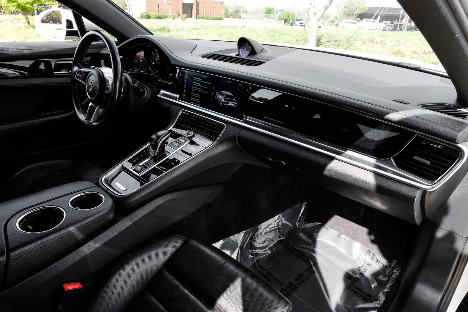 Used 2018 Porsche Panamera 4 AWD/4WD image 14
