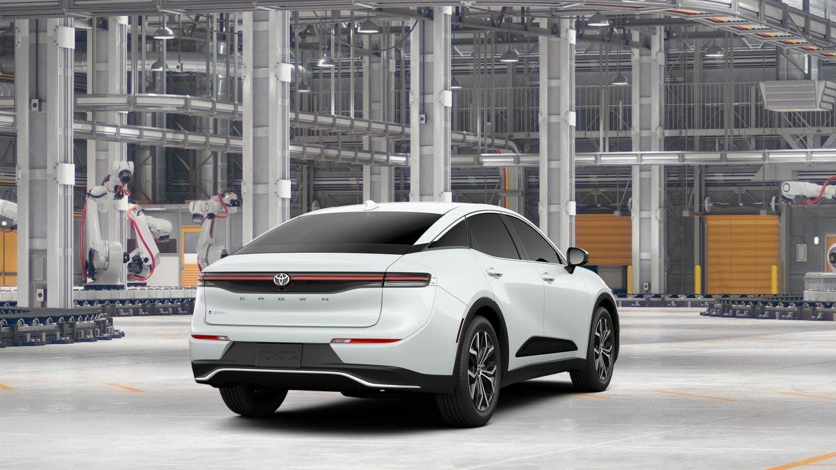 New 2026 Toyota Crown XLE AWD/4WD image 9