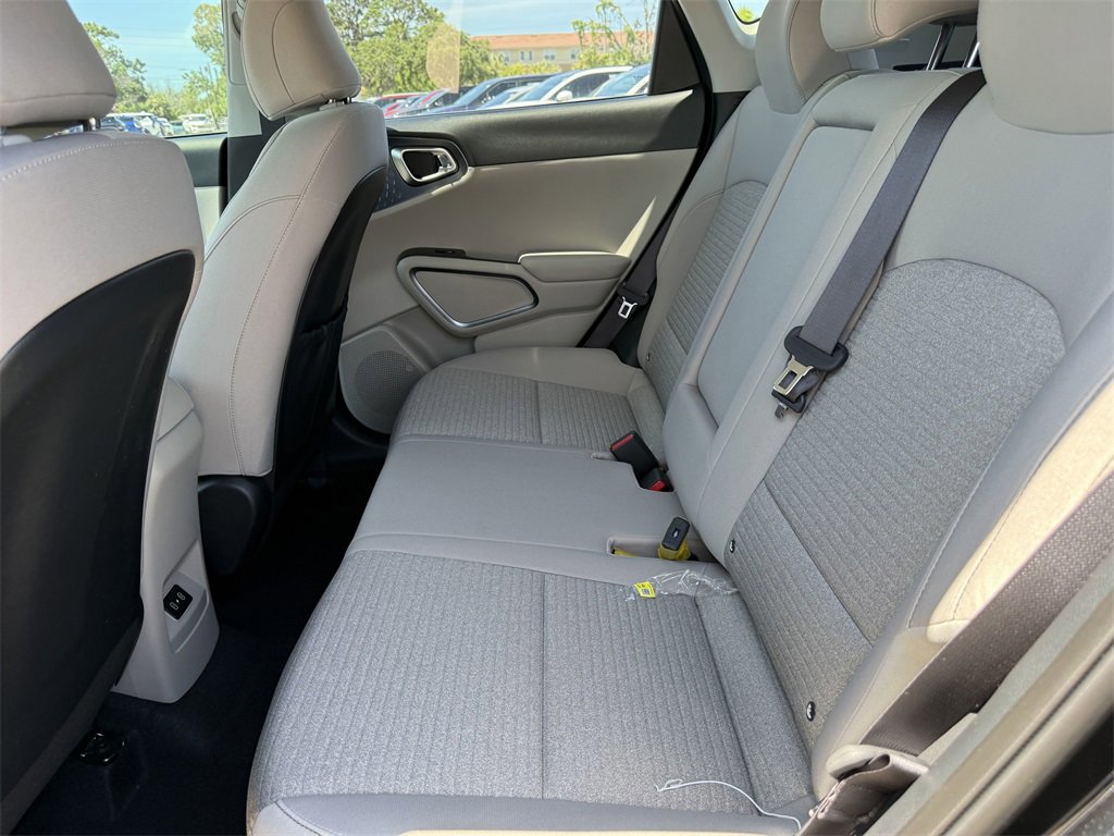 New 2025 Kia Soul EX image 18
