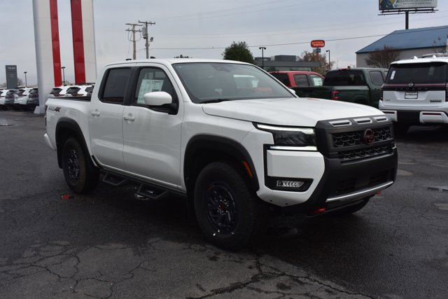 New 2026 Nissan Frontier PRO-4X w/ Pro-4x Convenience Package image 3