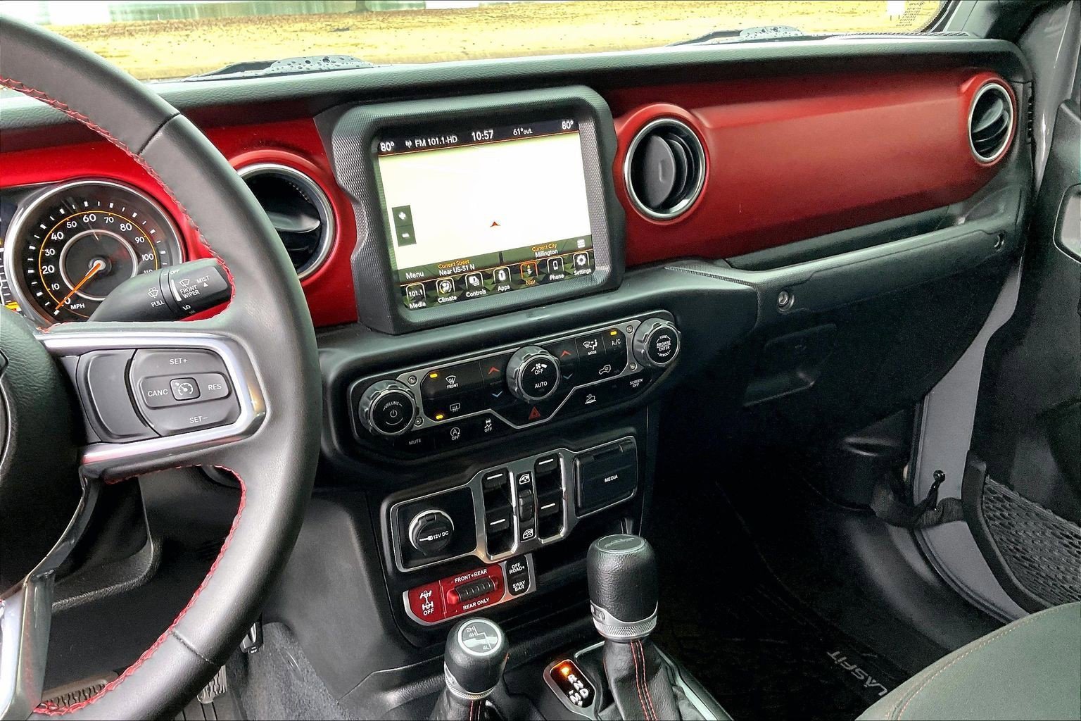 Used 2023 Jeep Gladiator Rubicon image 6