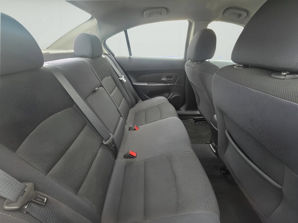 Used 2016 Chevrolet Cruze LT FWD image 14