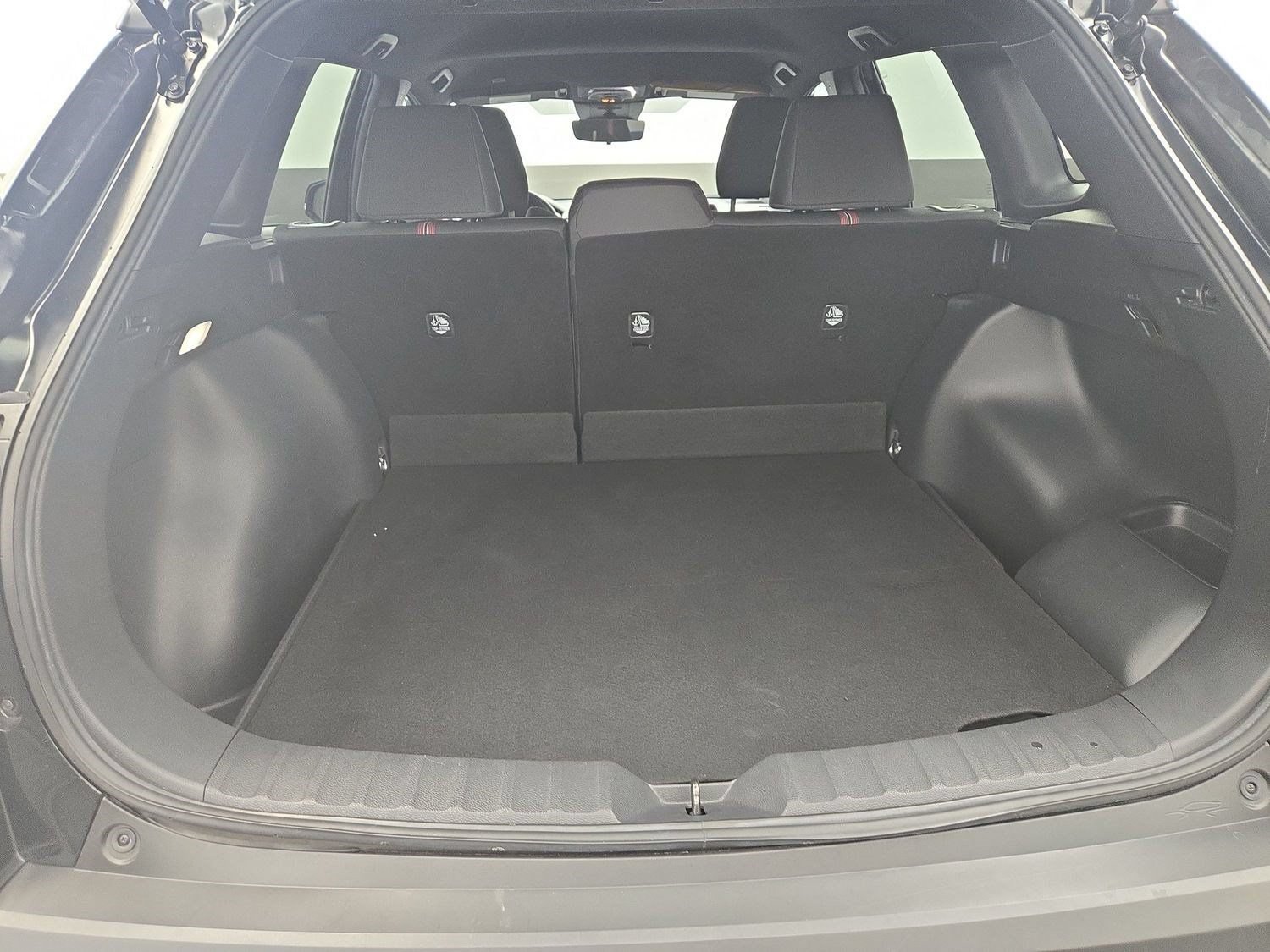 Used 2025 Toyota Corolla Cross AWD Hybrid image 28