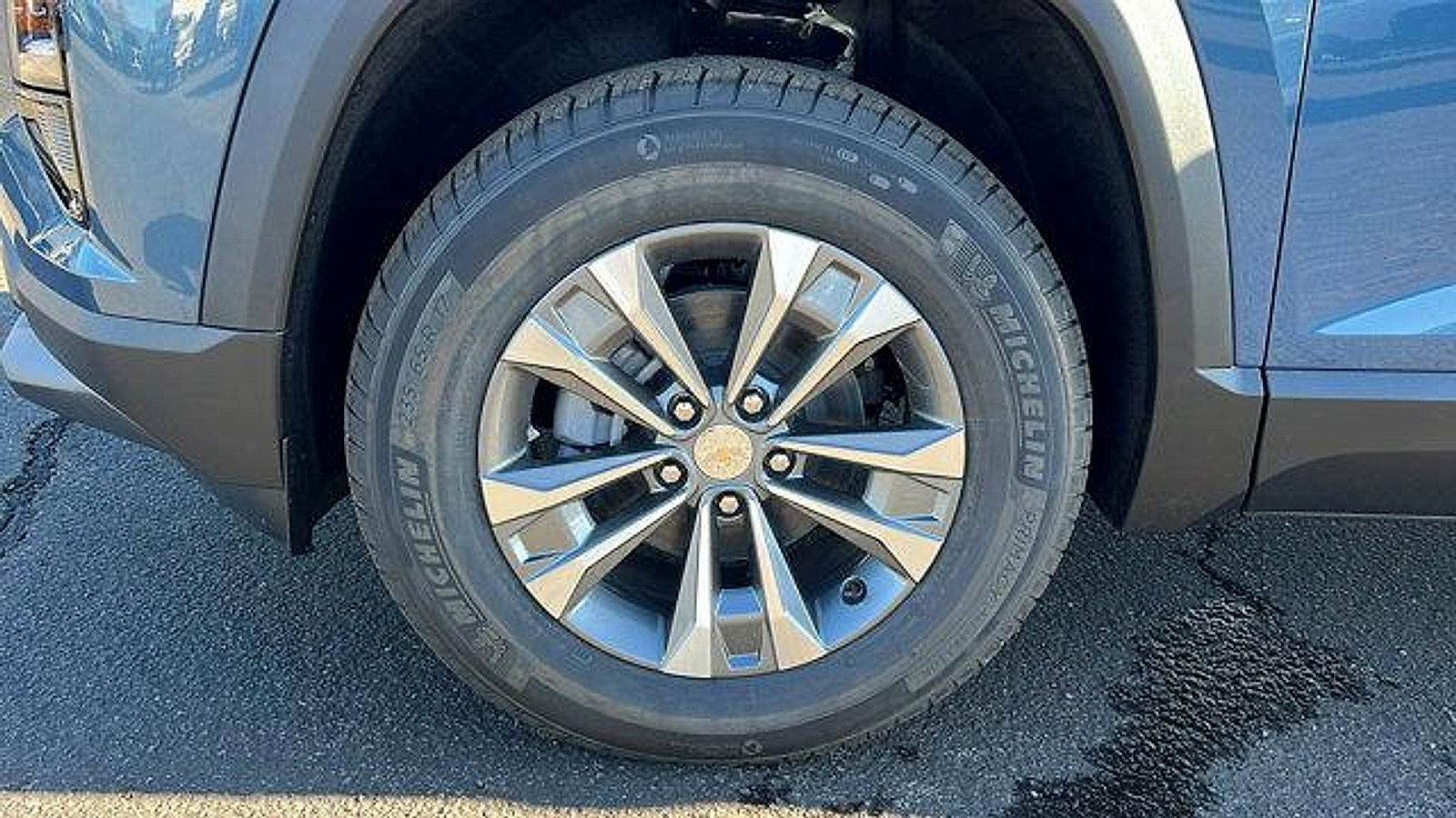 New 2026 Chevrolet Equinox LT w/ Convenience Package II image 10