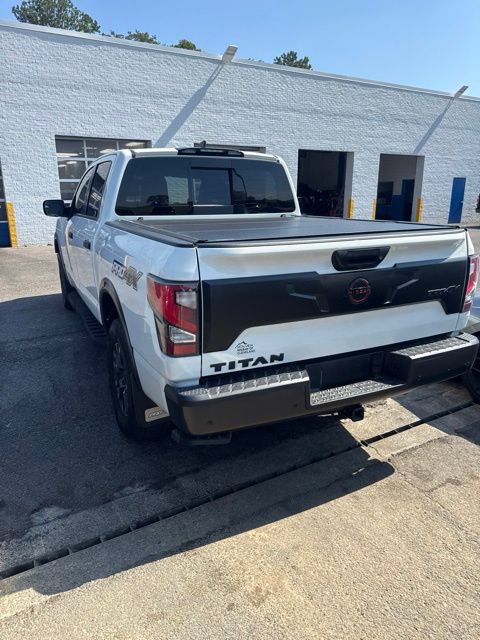 Used 2024 Nissan Titan PRO-4X w/ Pro-4x Convenience Package AWD/4WD image 9
