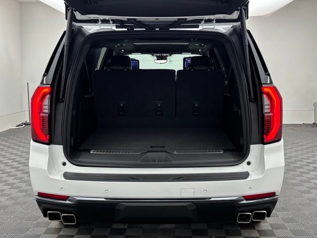 New 2026 GMC Yukon XL Denali Ultimate AWD/4WD image 13