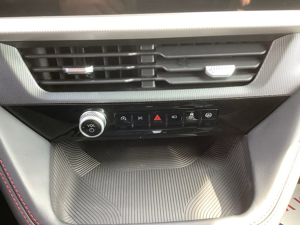 New 2026 Ford Explorer ST-Line w/ ST-Line Street Pack image 19