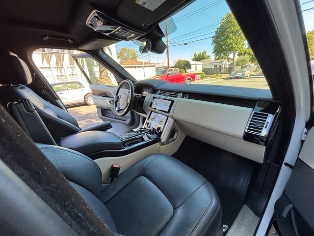 Used 2019 Land Rover Range Rover Supercharged AWD/4WD image 38