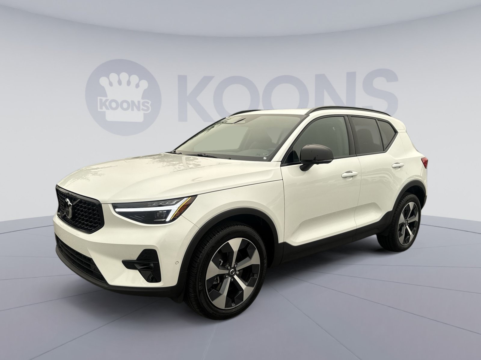 New 2026 Volvo XC40 B5 Plus w/ Protection Package Premier
