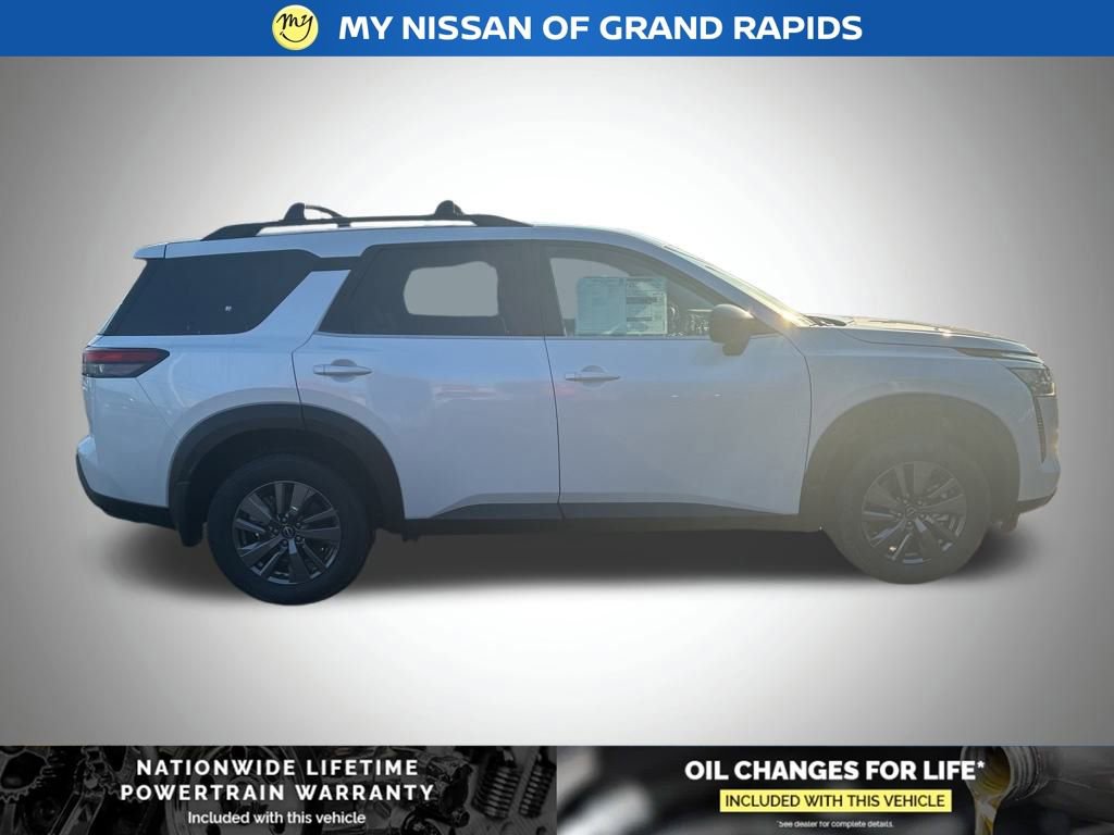 New 2026 Nissan Pathfinder SV image 7