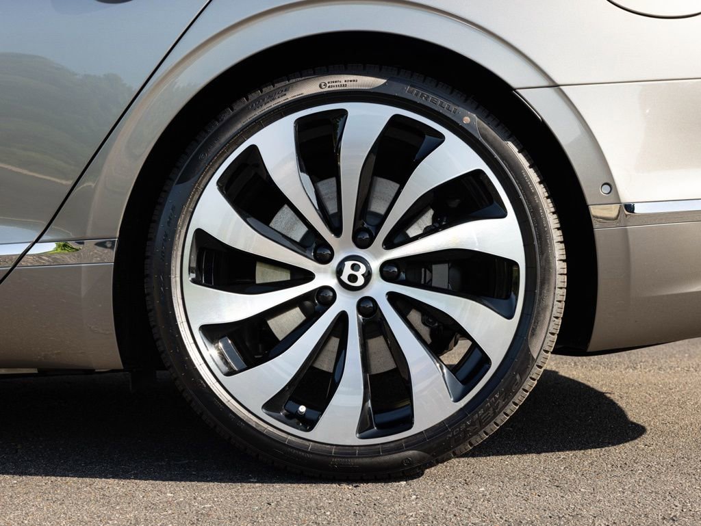 New 2026 Bentley Flying Spur Plug-In Hybrid AWD/4WD image 81