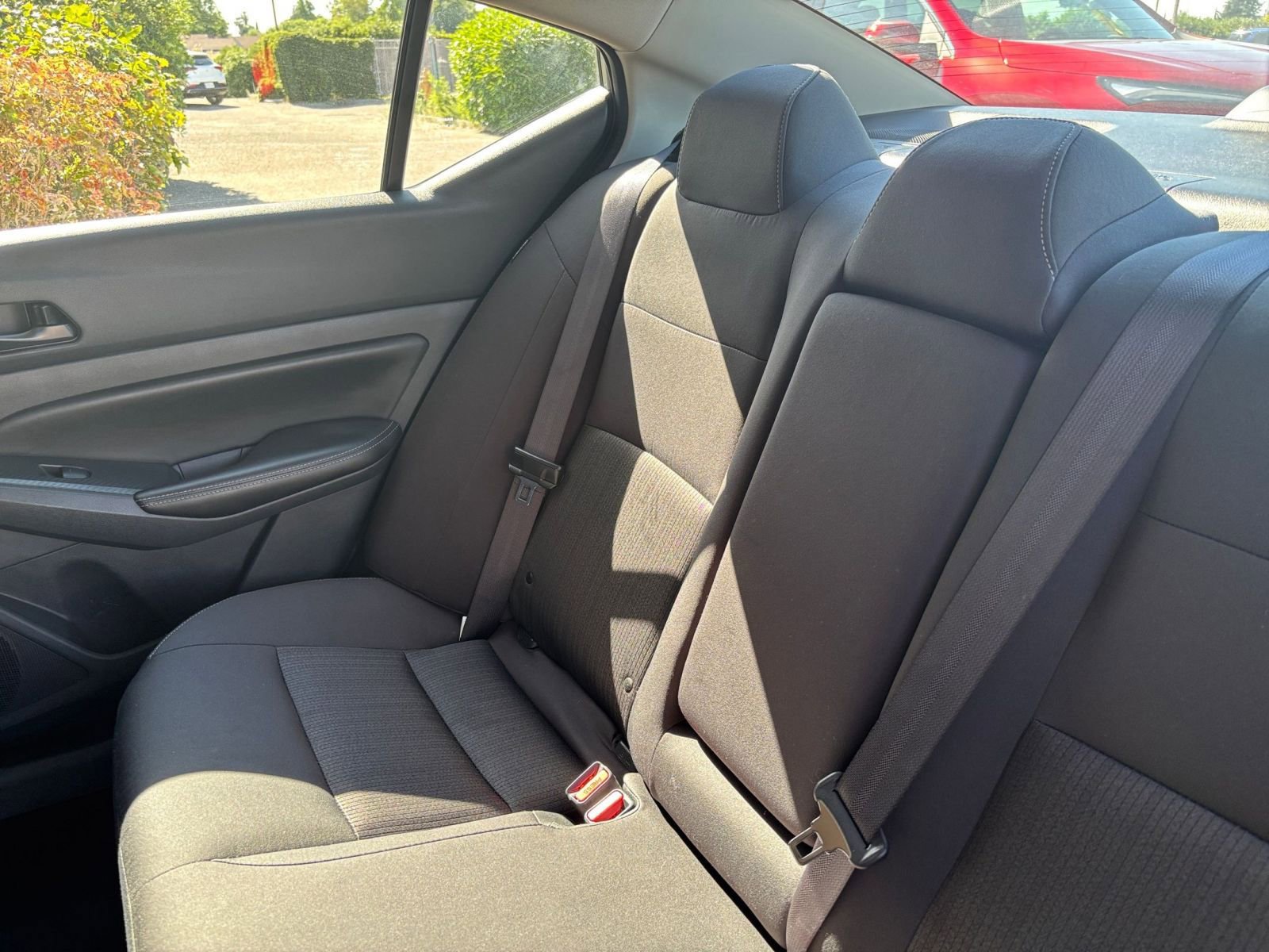 Used 2025 Nissan Altima 2.5 SV FWD image 40
