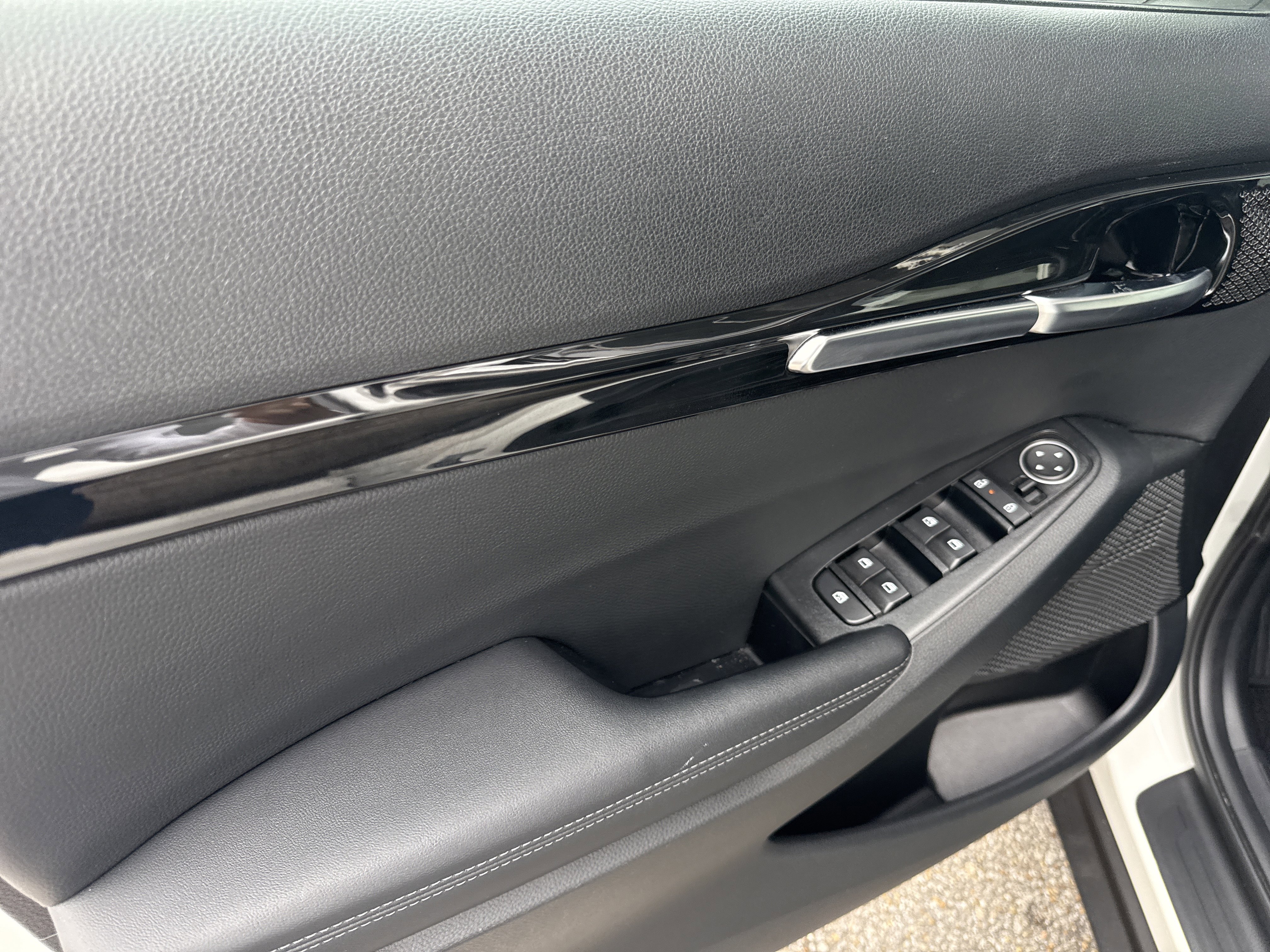 Used 2024 Kia Seltos EX image 7