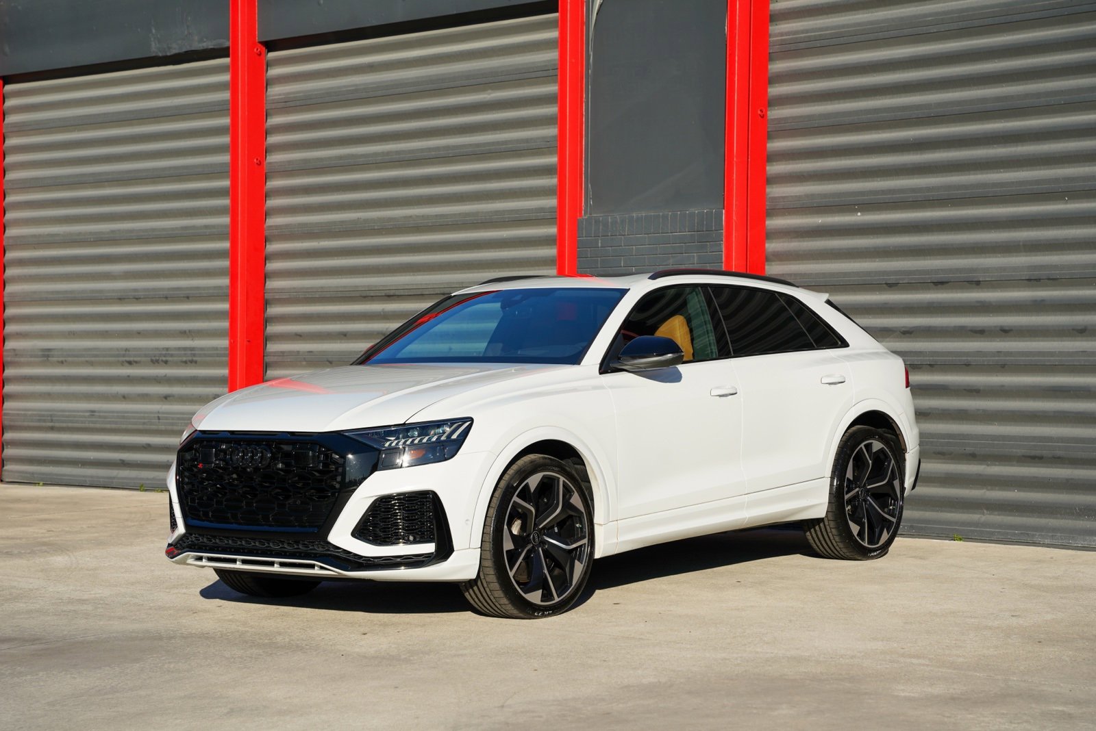 Used 2024 Audi RS Q8