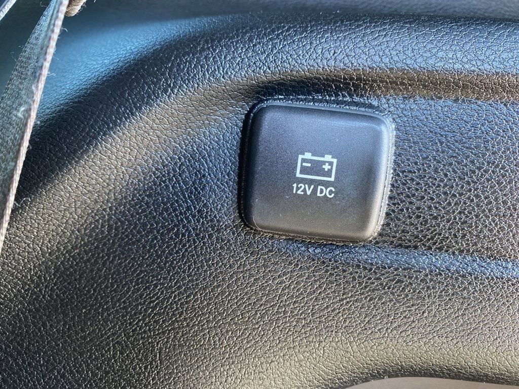 Certified 2024 Jeep Grand Cherokee L Altitude image 17