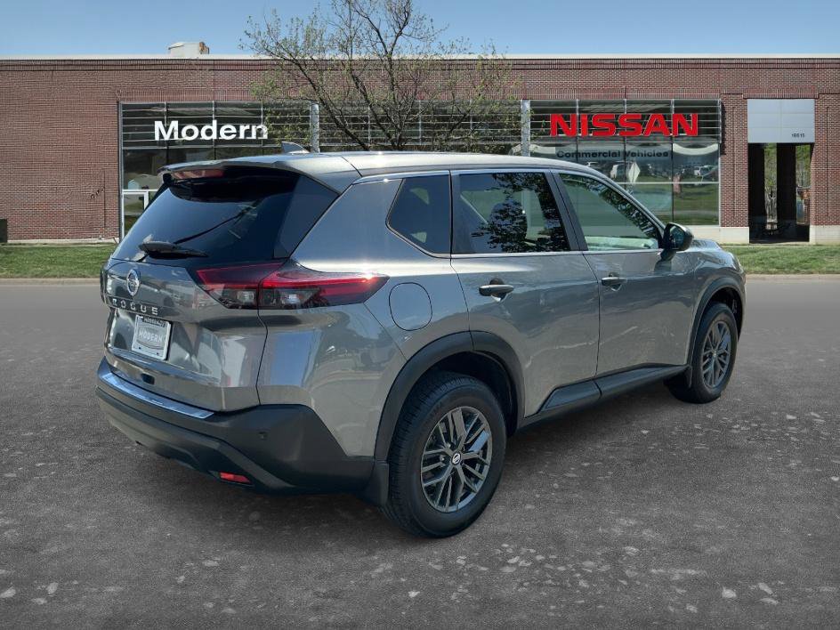 Used 2021 Nissan Rogue S FWD image 4