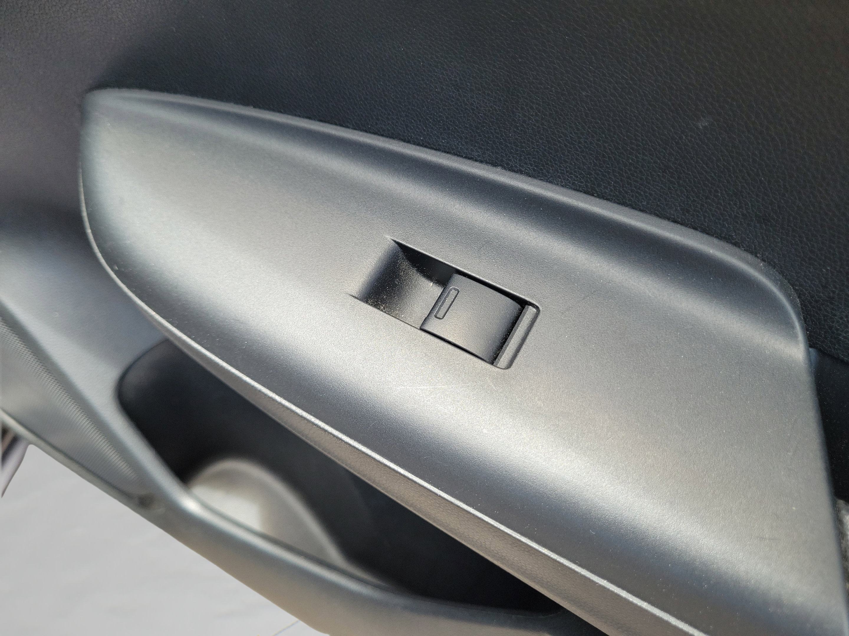 Used 2015 Honda Fit EX image 22