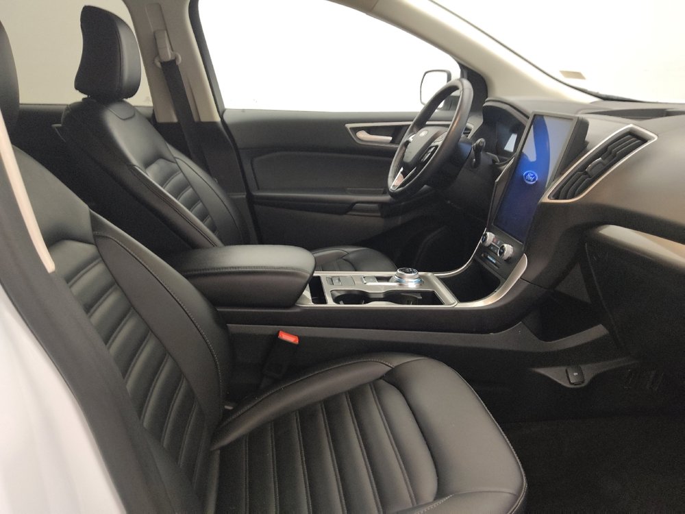 Used 2024 Ford Edge SEL image 21