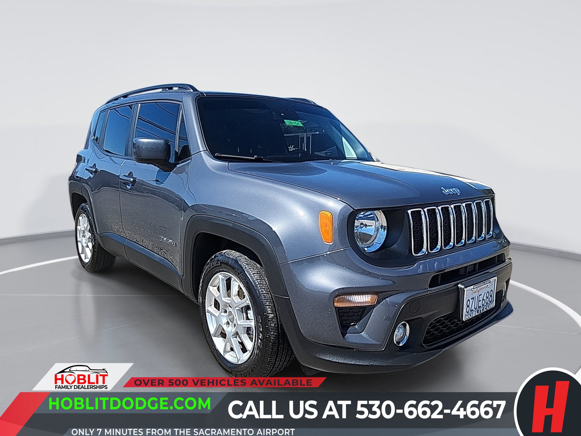 Used 2021 Jeep Renegade Latitude FWD image 1