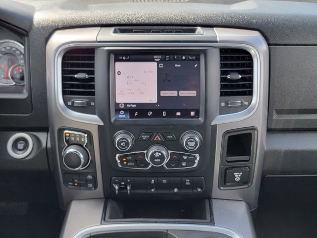 Used 2022 RAM 1500 Warlock AWD/4WD image 19