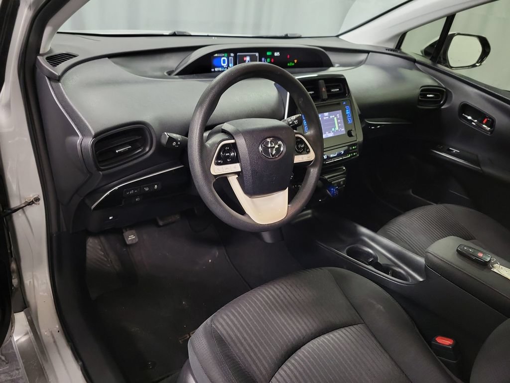 Used 2017 Toyota Prius Two w/ Prius Two Safety Plus Package FWD image 16