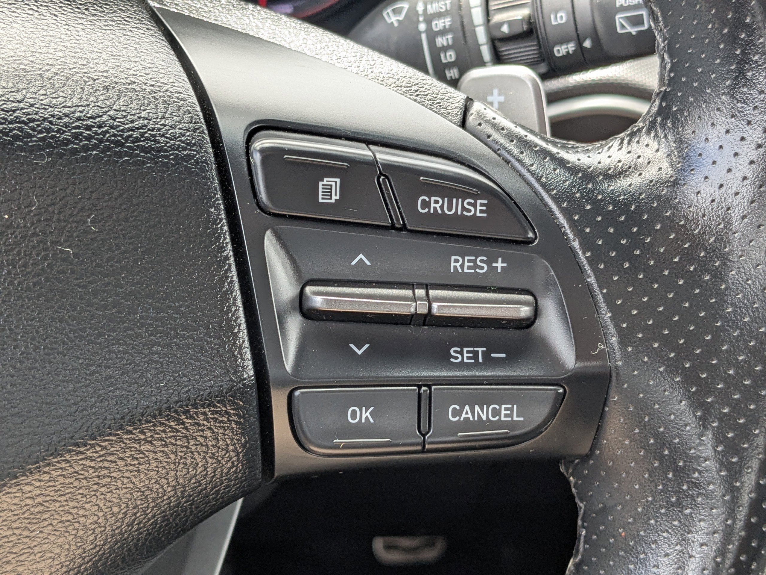 Used 2019 Hyundai Veloster Turbo FWD image 25