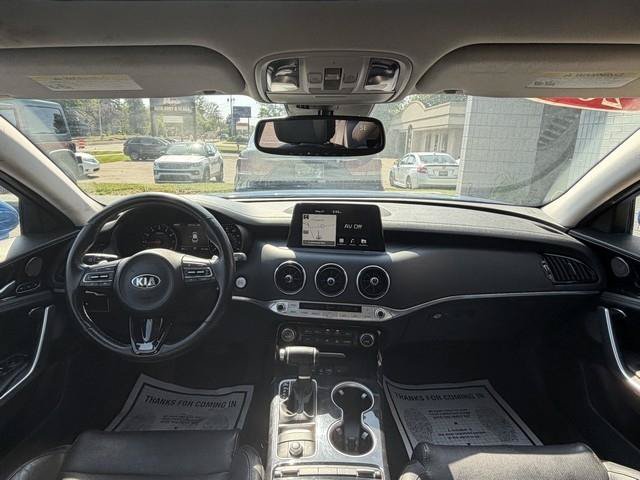 Used 2018 Kia Stinger Premium AWD/4WD image 25
