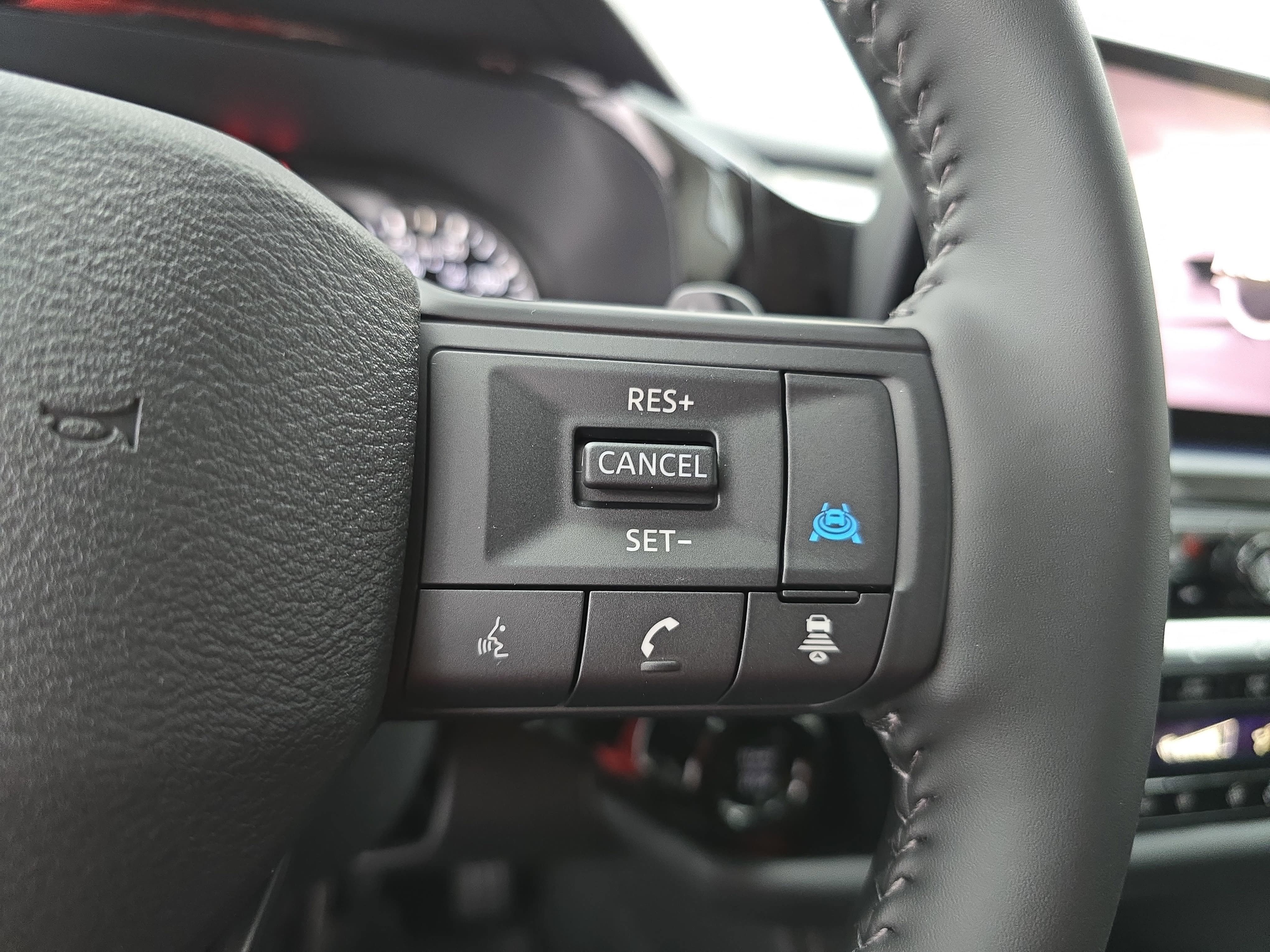 New 2026 Nissan Pathfinder SV AWD/4WD image 19