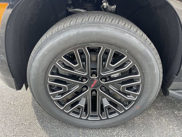 New 2026 GMC Yukon Elevation w/ LPO, Floor Liner Package AWD/4WD image 10