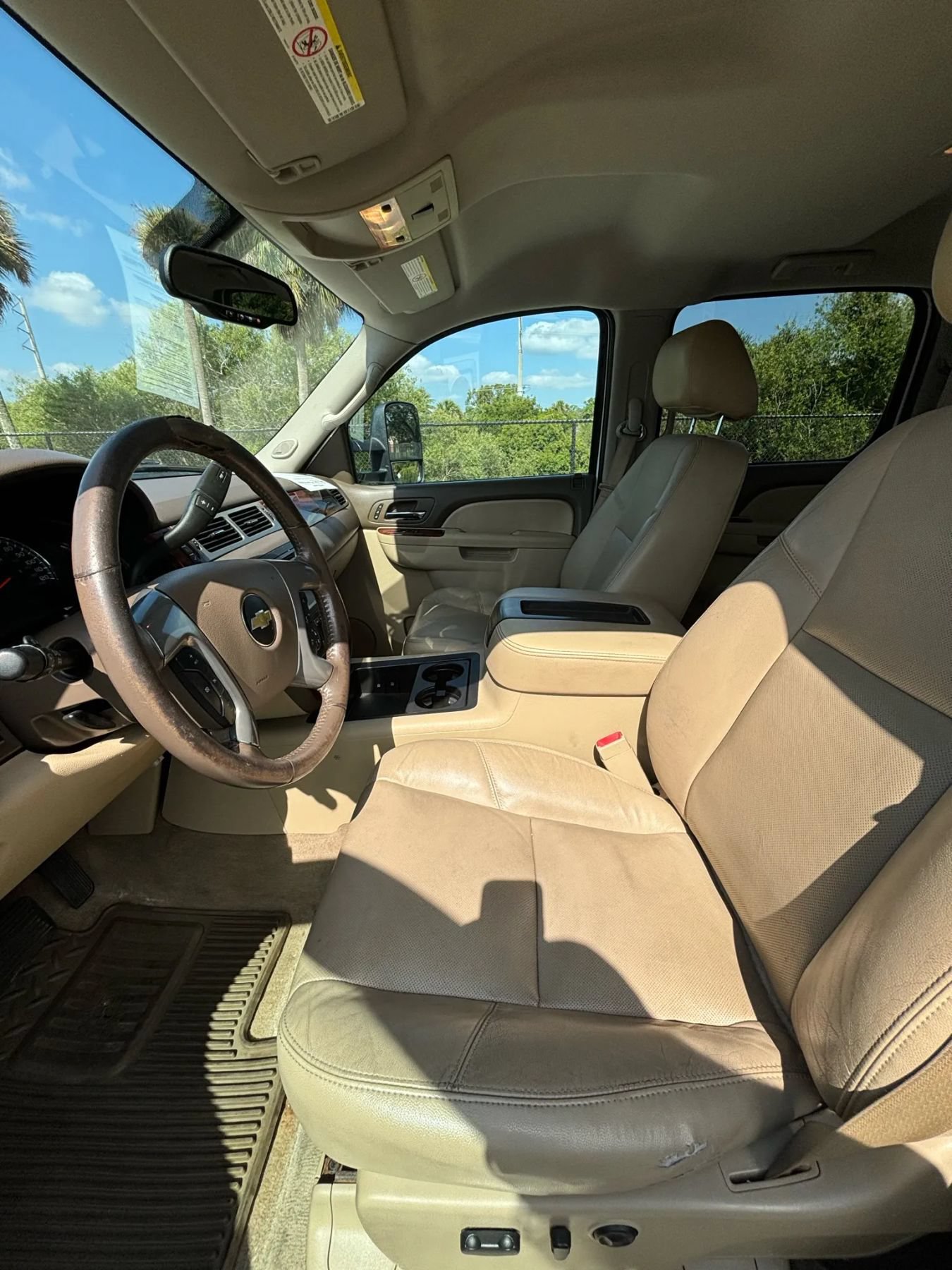 Used 2014 Chevrolet Silverado 3500 LTZ w/ LTZ Plus Package AWD/4WD image 15