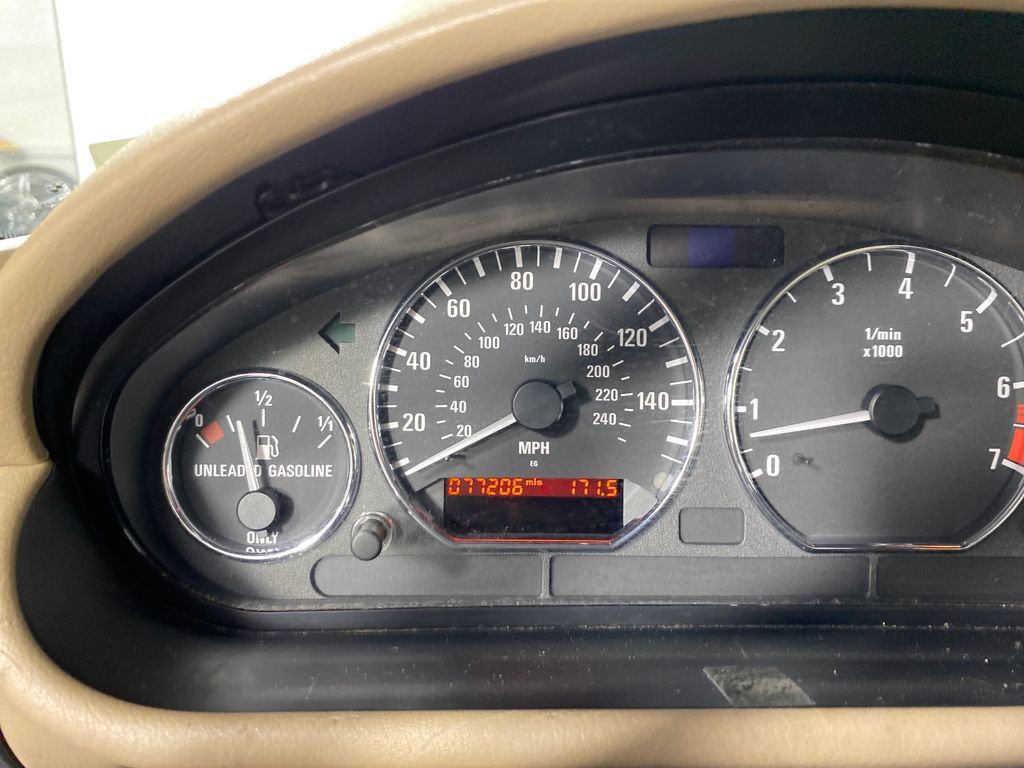 Used 2001 BMW Z3 3.0i image 12