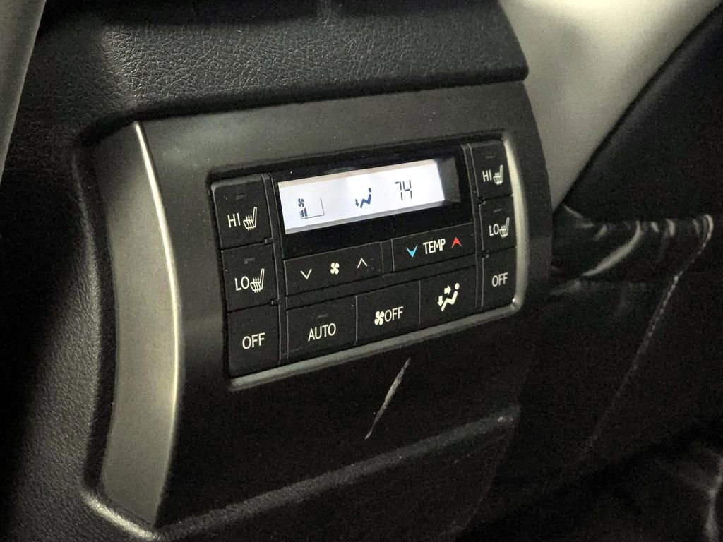 Used 2023 Lexus GX 460 w/ Black Line Special Edition image 29