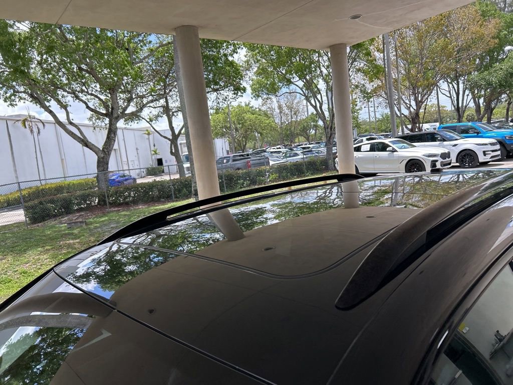 Used 2016 Porsche Cayenne GTS image 16