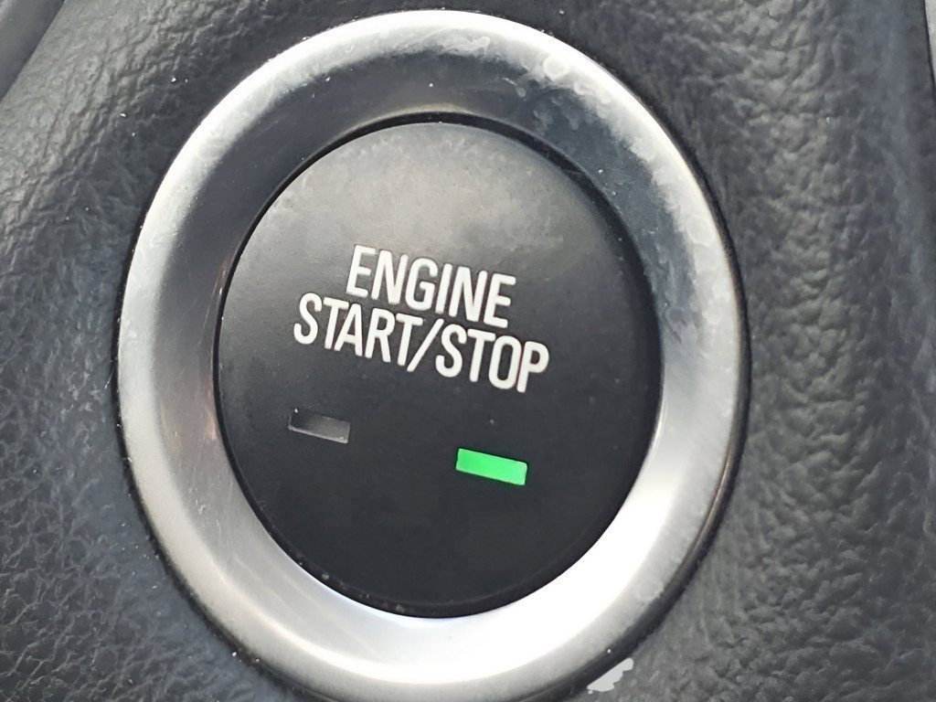 Used 2020 Chevrolet Traverse RS image 16