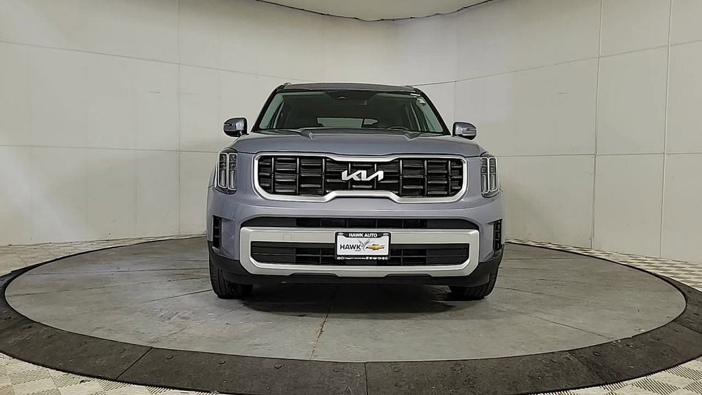 Used 2025 Kia Telluride S image 2