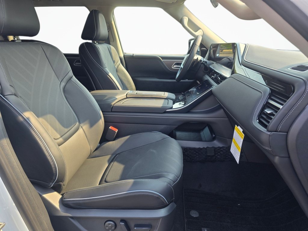 New 2027 INFINITI QX80 Luxe w/ Cargo Package AWD/4WD image 25