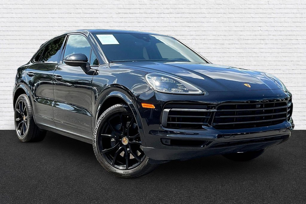 Used 2023 Porsche Cayenne S AWD/4WD image 3