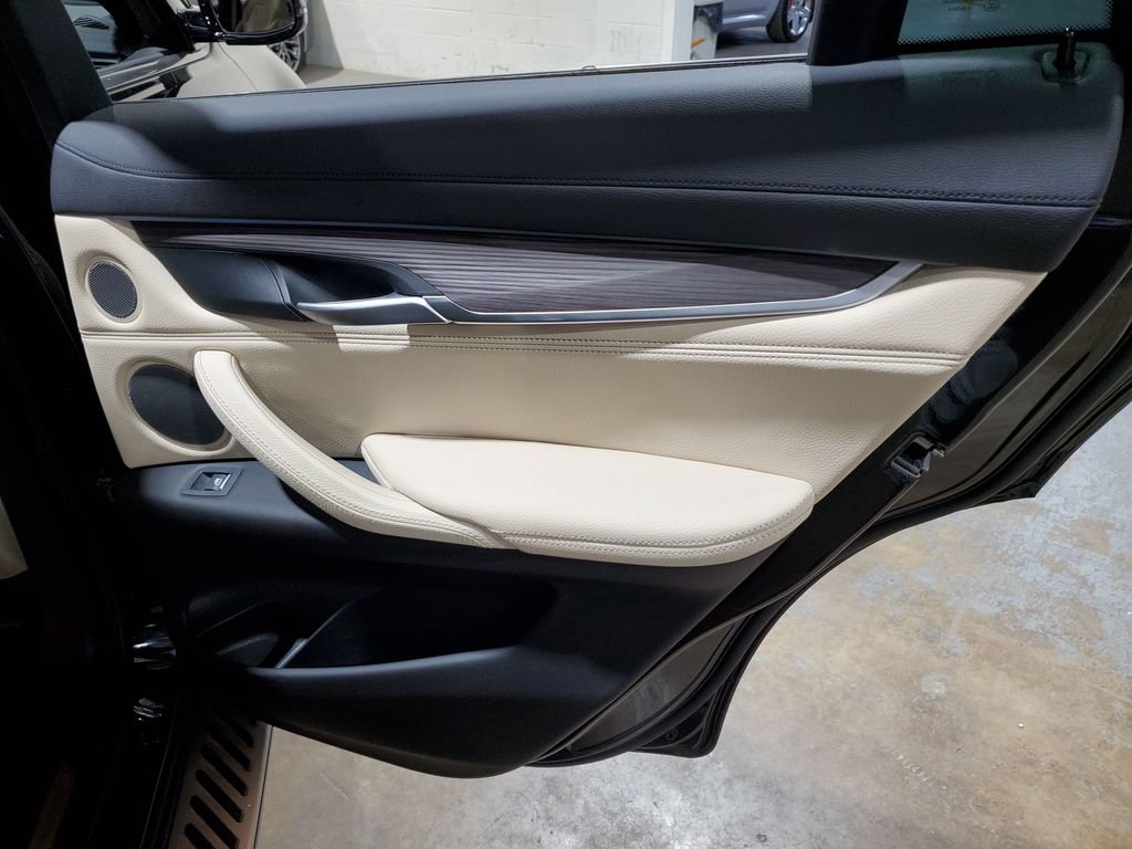 Used 2018 BMW X6 xDrive35i AWD/4WD image 24