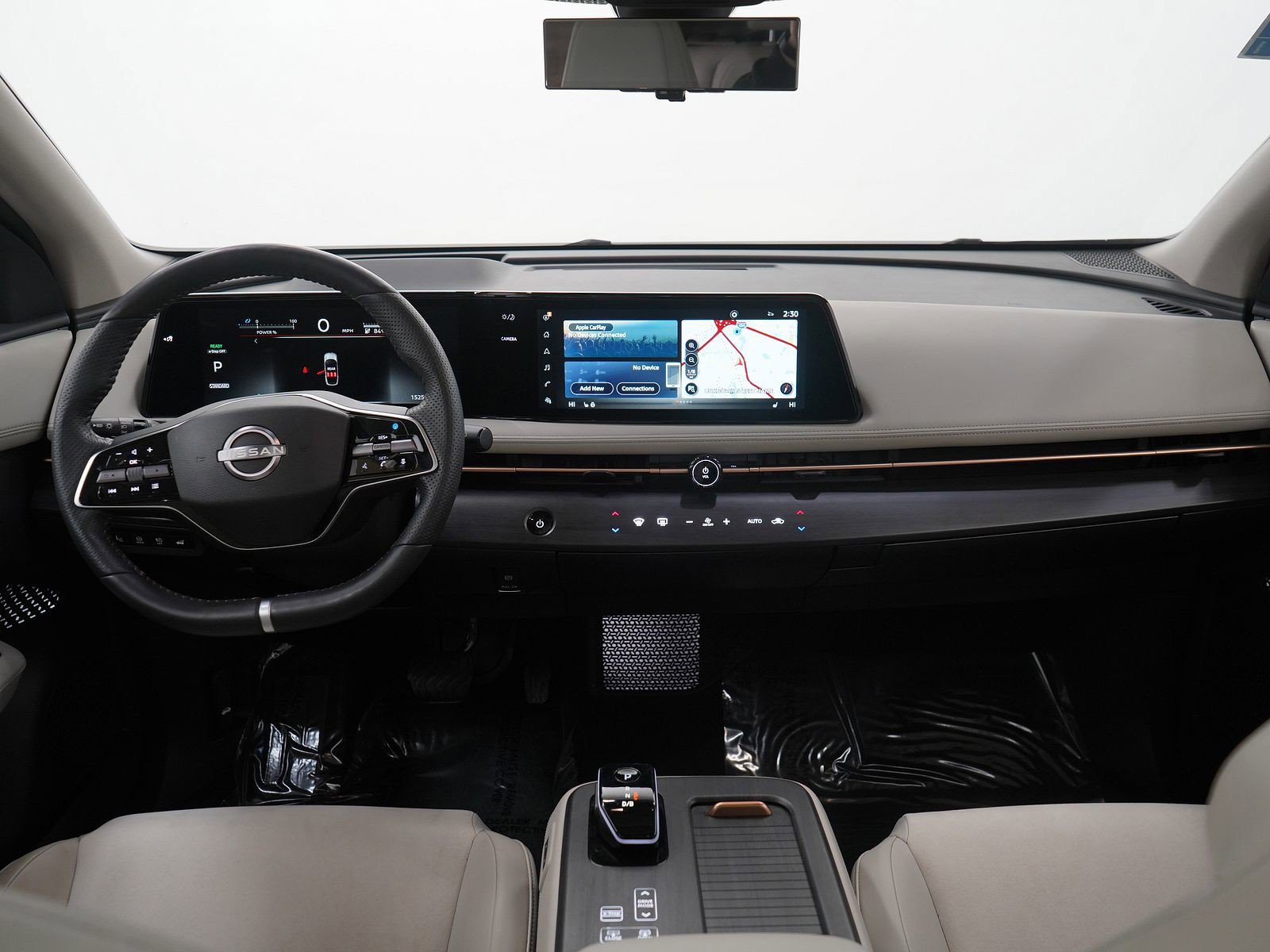 Used 2023 Nissan Ariya AWD image 15