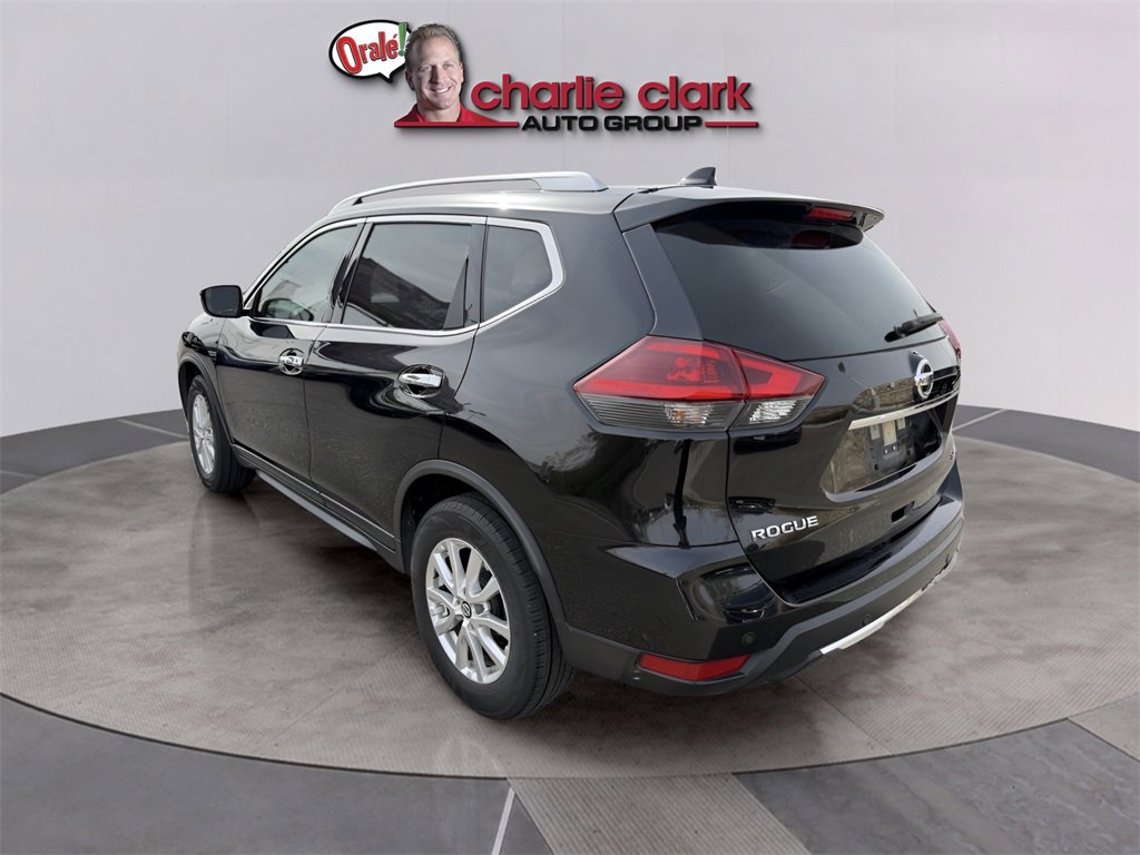 Used 2020 Nissan Rogue SV image 4