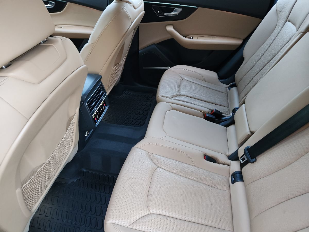 Used 2020 Audi Q8 Prestige AWD/4WD image 50