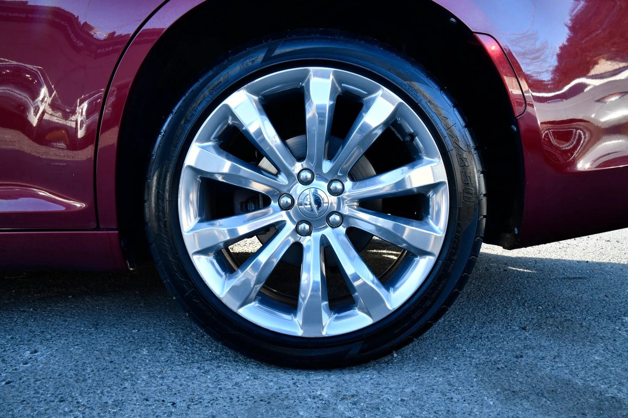 Used 2019 Chrysler 300 Limited RWD image 29