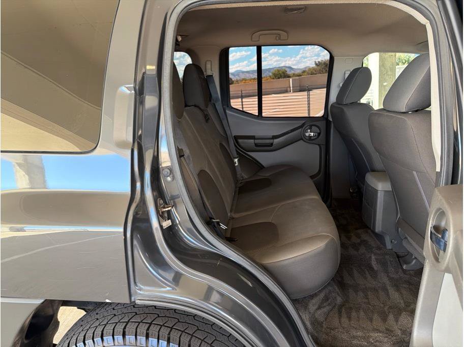 Used 2014 Nissan Xterra X AWD/4WD image 14
