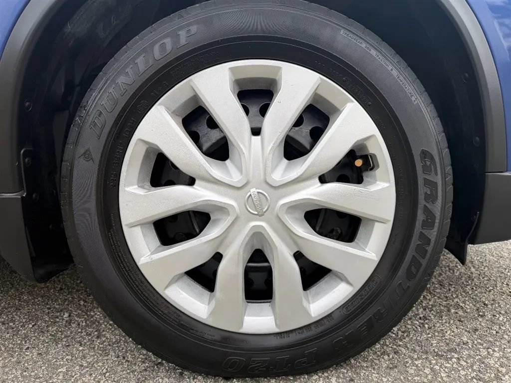 Used 2018 Nissan Rogue S FWD image 30