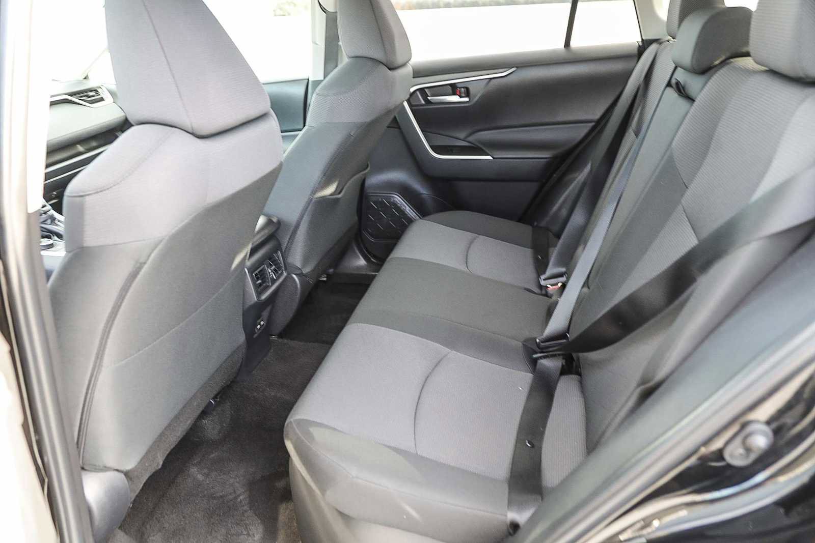 Certified 2025 Toyota RAV4 XLE image 19