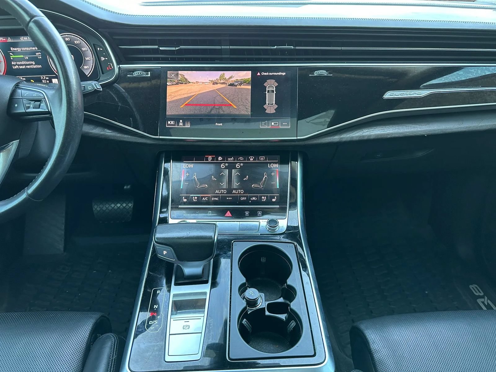 Used 2019 Audi Q8 Prestige w/ Luxury Package AWD/4WD image 34