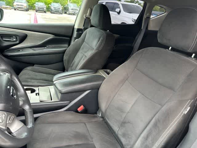 Used 2017 Nissan Murano SV w/ Premium Plus Package AWD/4WD image 4